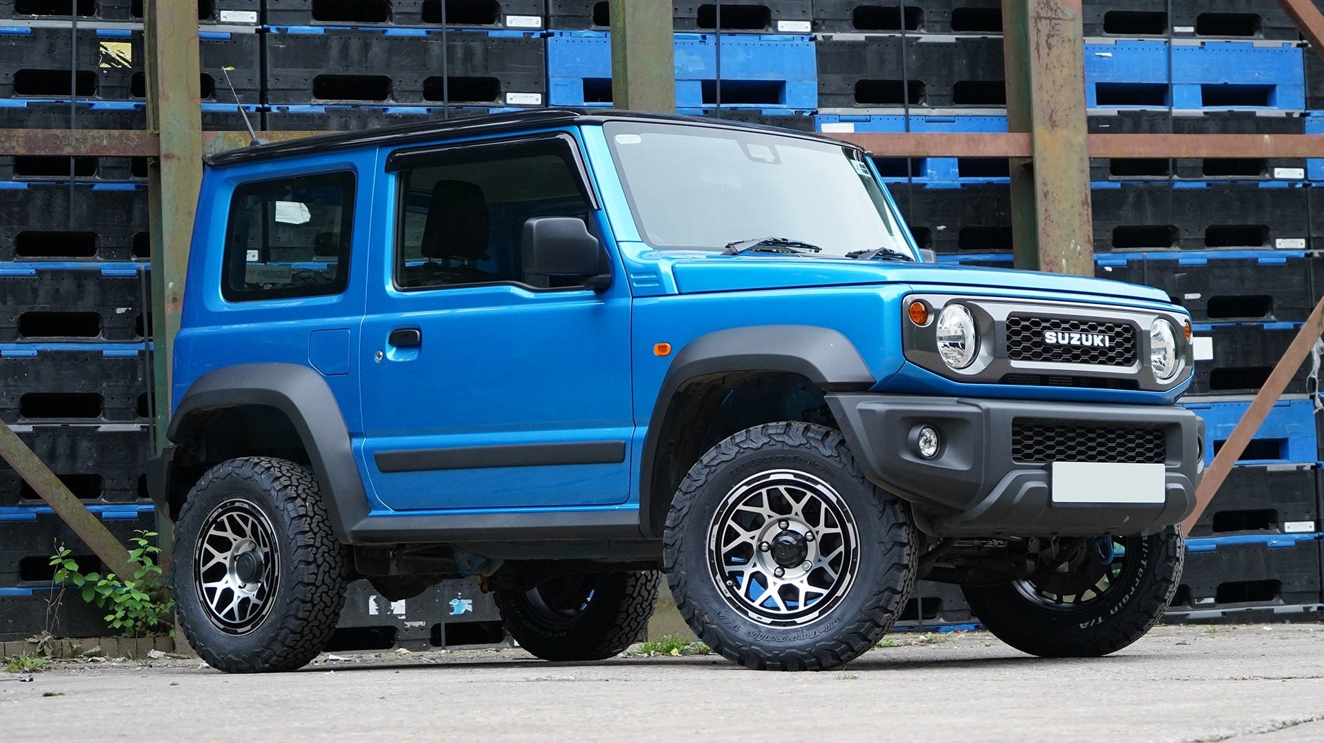 Suzuki Jimny (2018+) with Magpie M-01 wheels and JimnyStyle Bilstein +40mm Suspension Lift Kit