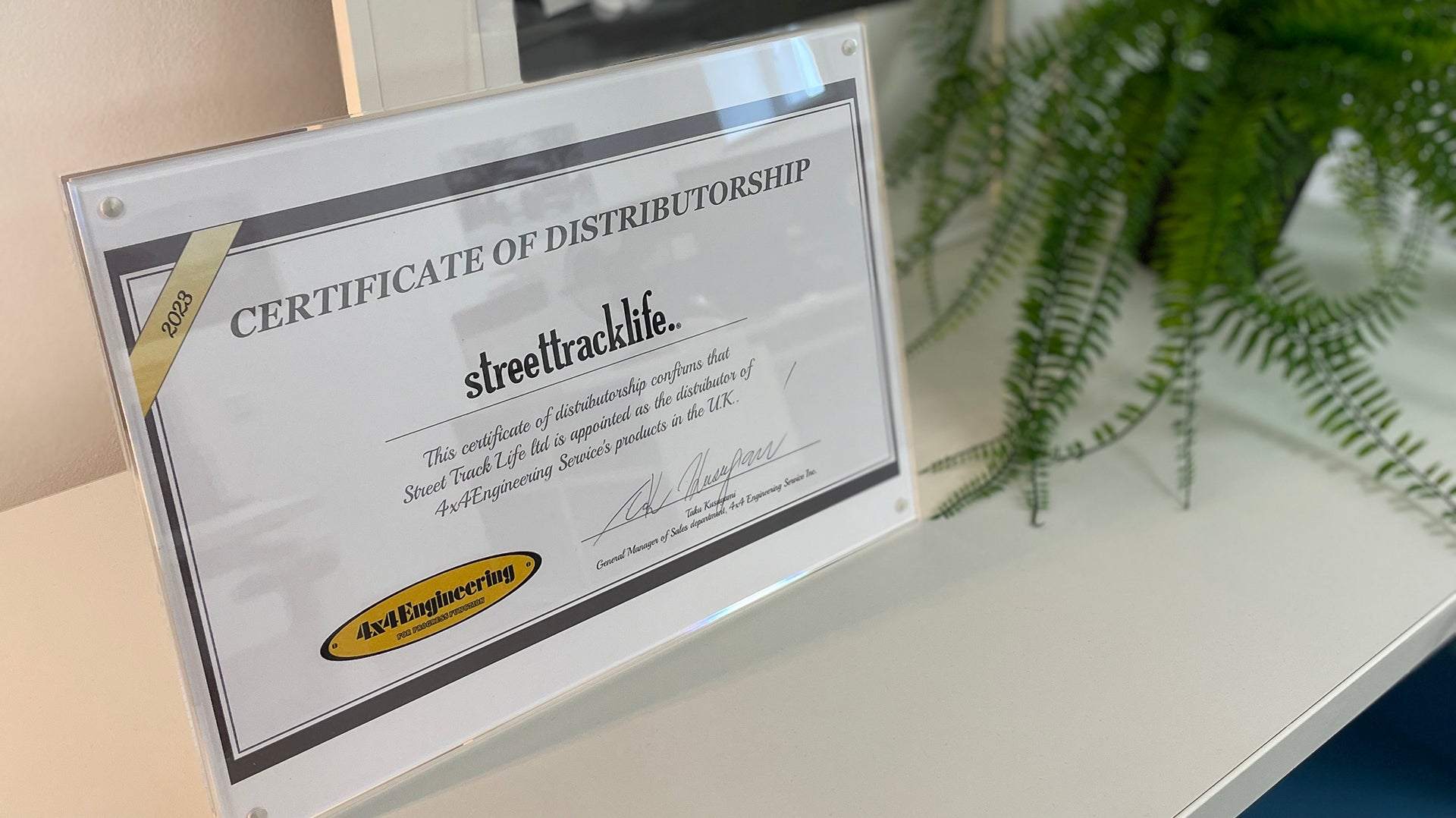 4x4 Engineering Service Appoints Street Track Life as its Official UK Distributor