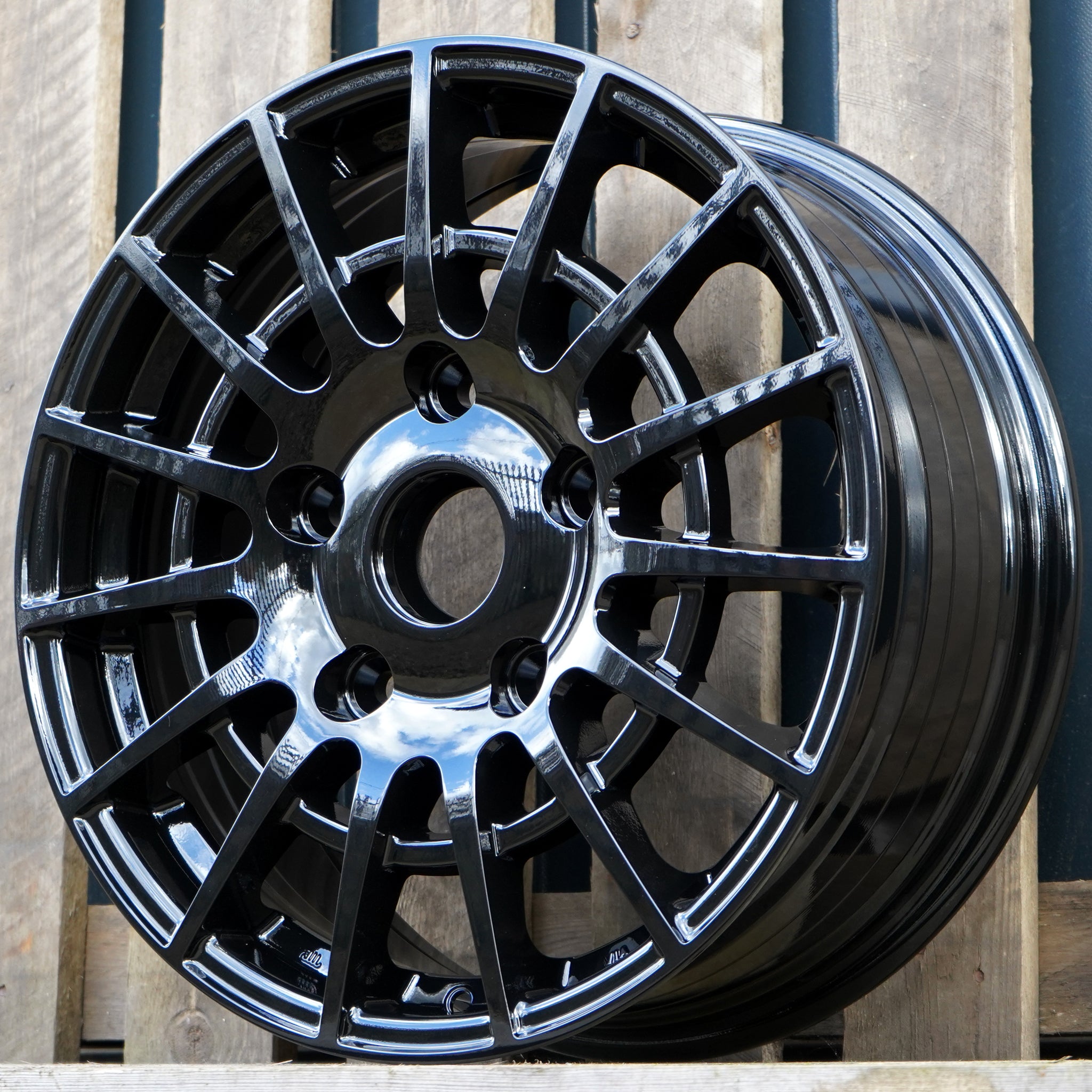 Calibre T-Sport 18" Wheel Package for Ford Transit Custom (2013+)