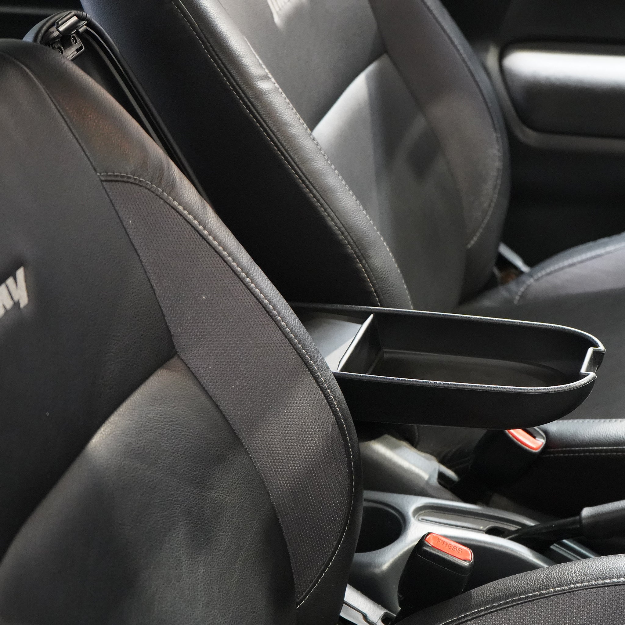 Single Armrest for Suzuki Jimny JB43 (1998+)