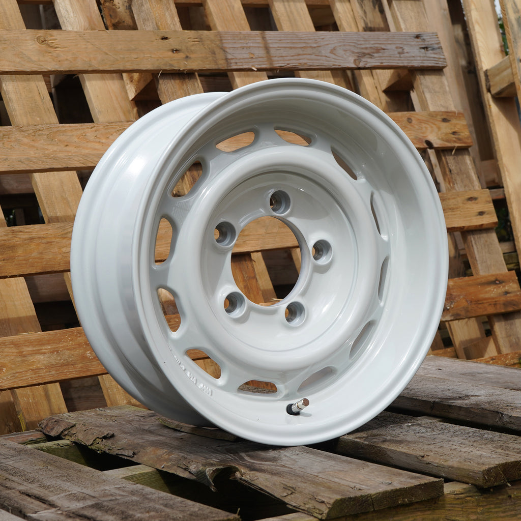 CLEARANCE - APIO WILDBOAR Ventura Wheels for Suzuki Jimny (set of 5) - White
