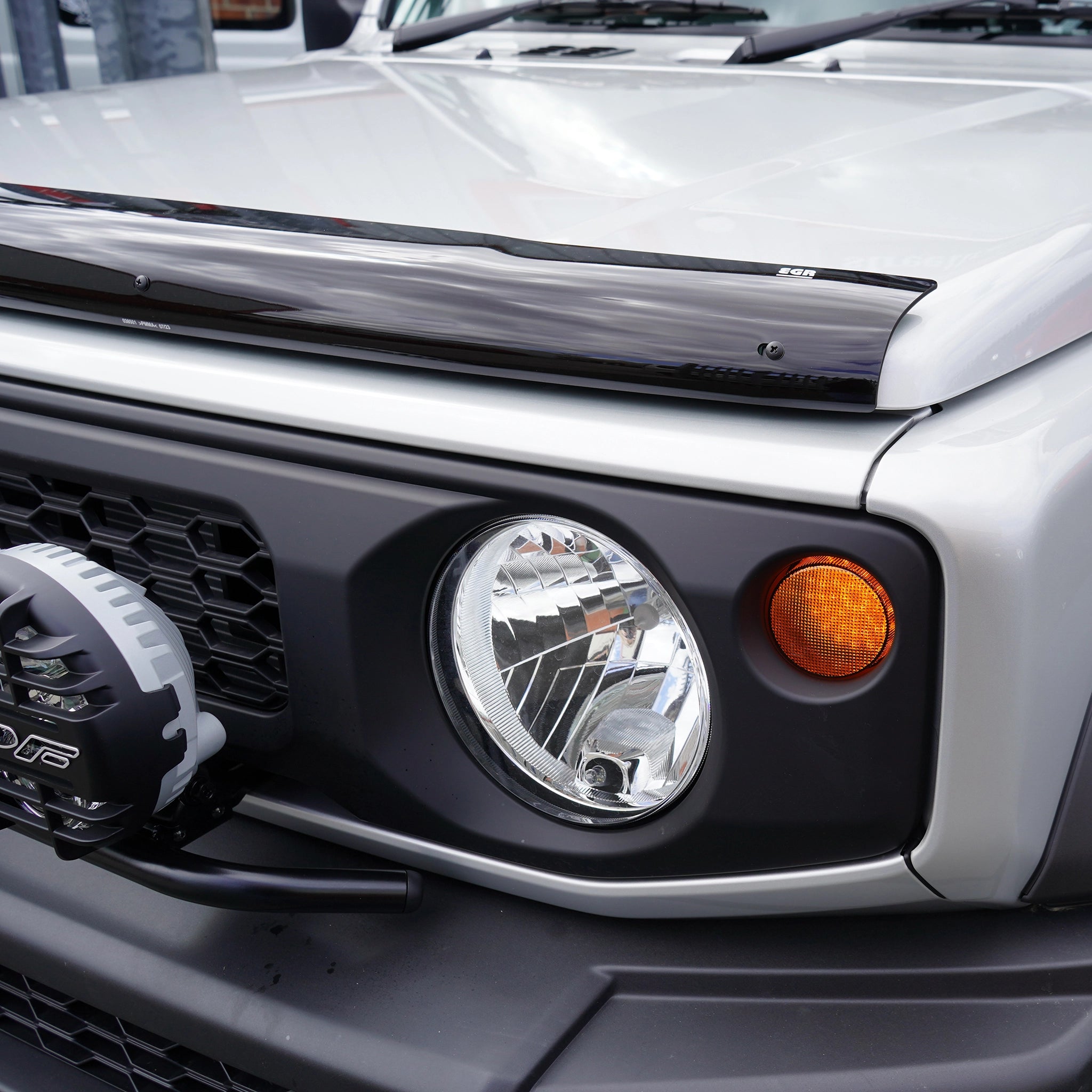 Black Bonnet Guard for a Suzuki Jimny (2018+)