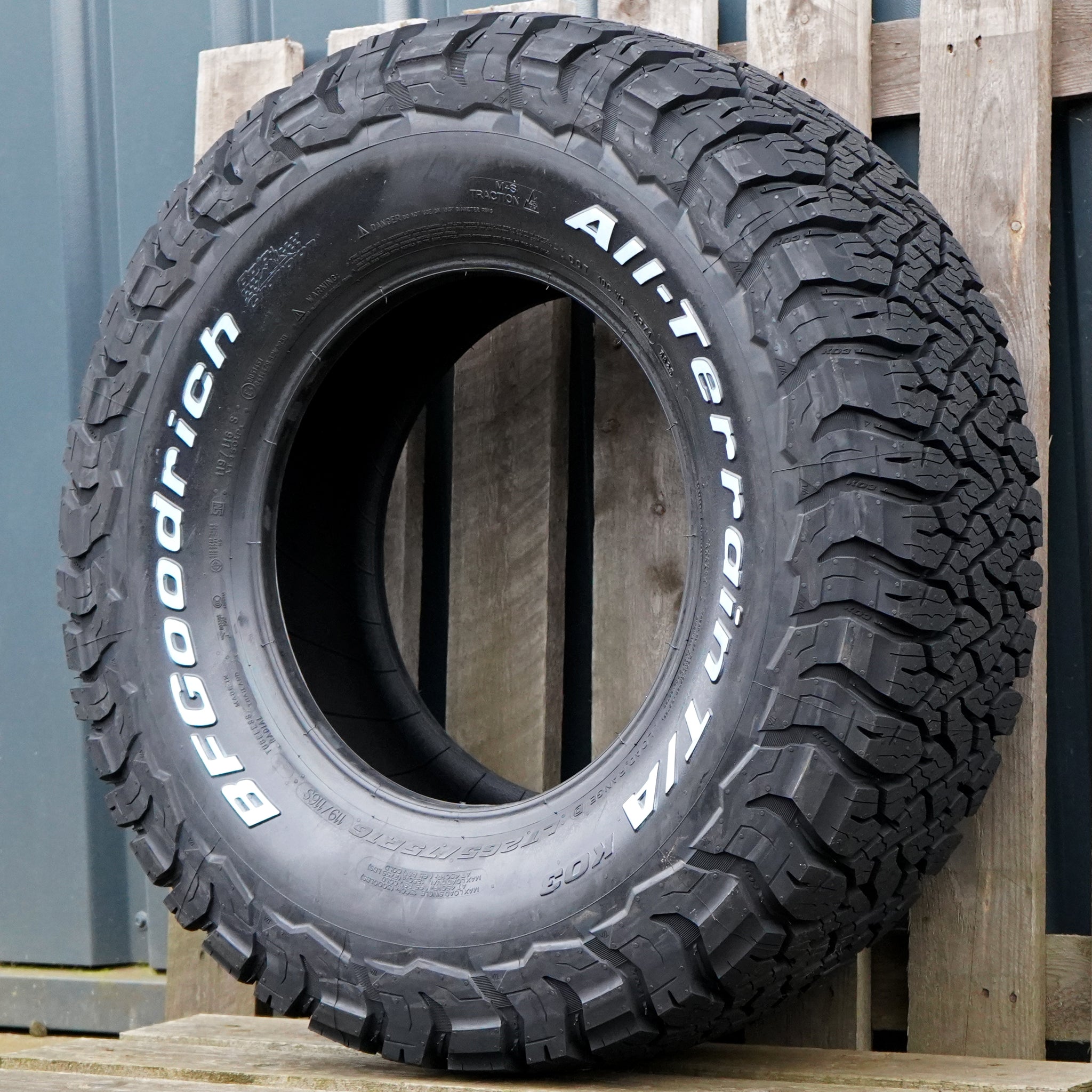 BF Goodrich All-Terrain T/A KO3 Tyres - 265/75R16