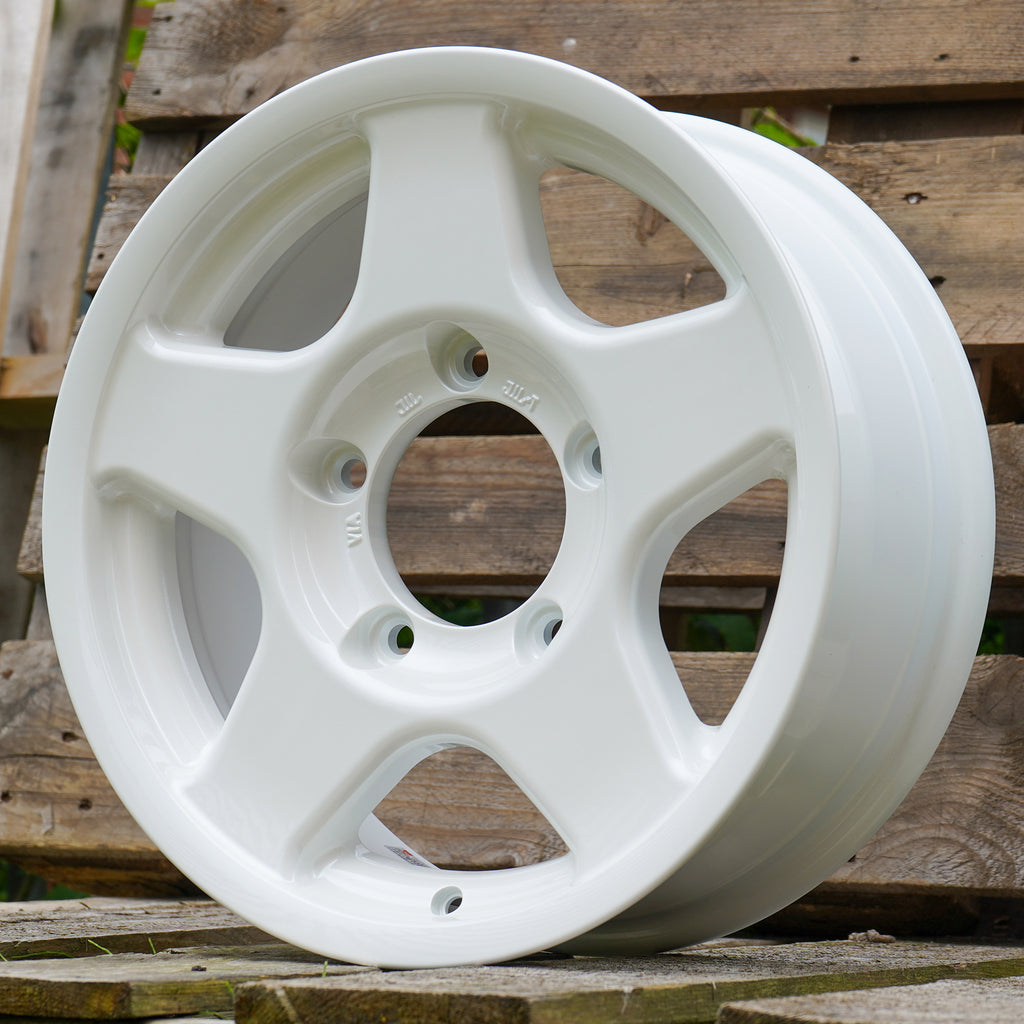 BRADLEY V 16" Wheel Package for Toyota Land Cruiser 79 (1984+) - Pick-Up - Narrow Body - Street Track Life - 16x6.5J+25 / 5x150 - PEARL WHITE